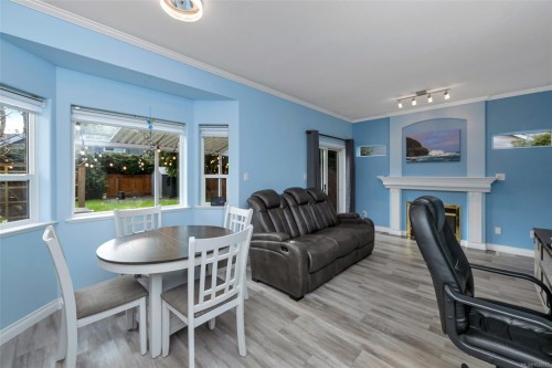 1585 Eton Rd, Comox, BC 