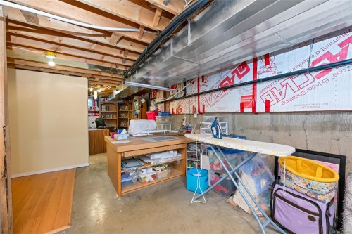 1585 Eton Rd, Comox, BC 