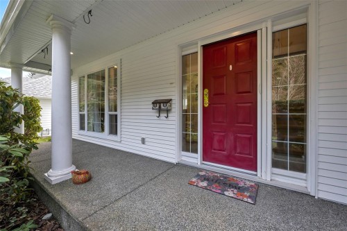 1585 Eton Rd, Comox, BC 