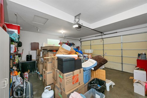 1585 Eton Rd, Comox, BC 