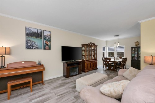 1585 Eton Rd, Comox, BC 