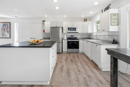 2570 Buckler Ave, Langford, BC 