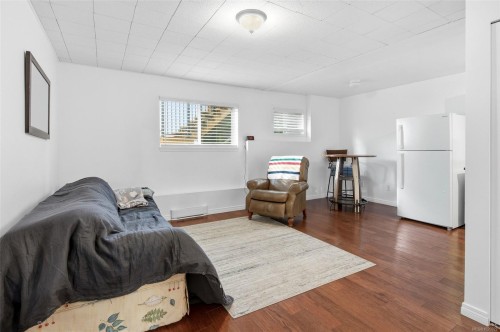 2570 Buckler Ave, Langford, BC 