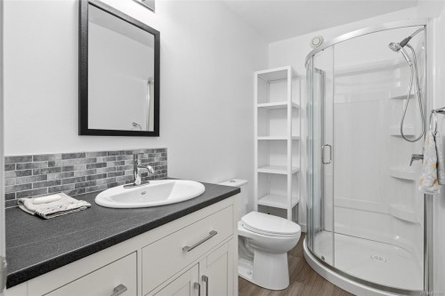 2570 Buckler Ave, Langford, BC 