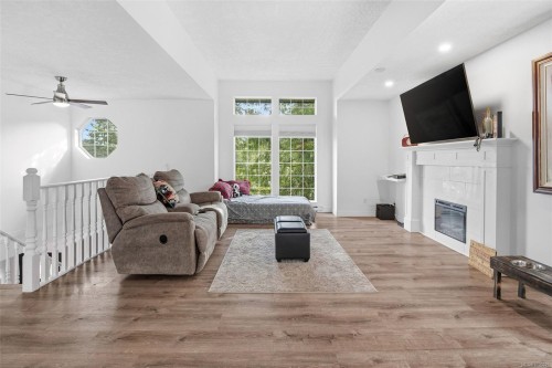 2570 Buckler Ave, Langford, BC 