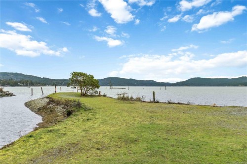 6-6110 Seabroom Rd, Sooke, BC 