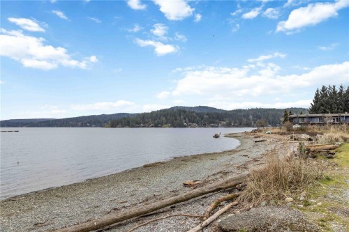 6-6110 Seabroom Rd, Sooke, BC 