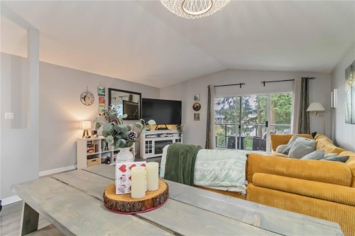 6-6110 Seabroom Rd, Sooke, BC 