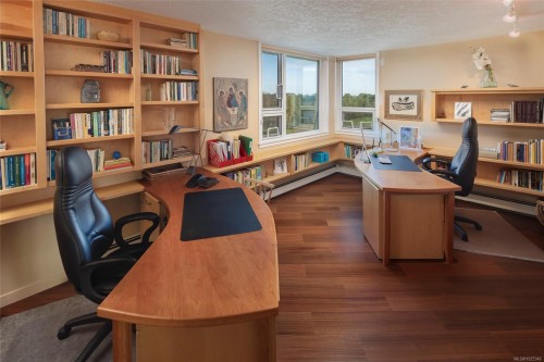 902-670 Dallas Rd, Victoria, BC - Indoor Photo Showing Office