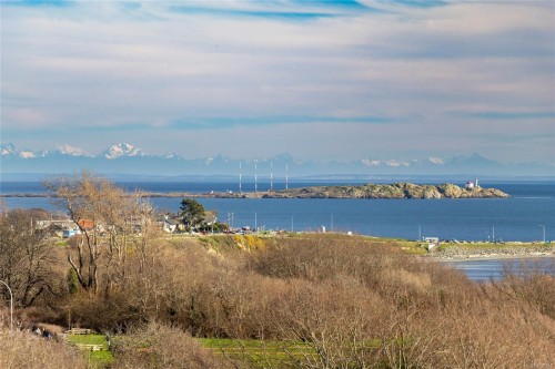 902-670 Dallas Rd, Victoria, BC - Outdoor With Body Of Water With View