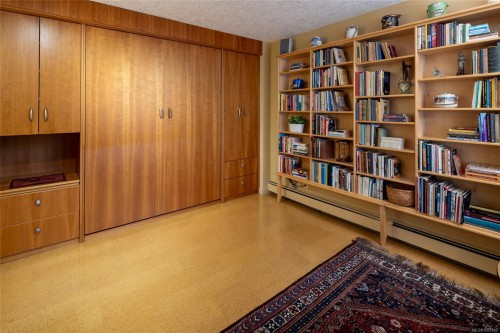 902-670 Dallas Rd, Victoria, BC - Indoor Photo Showing Office