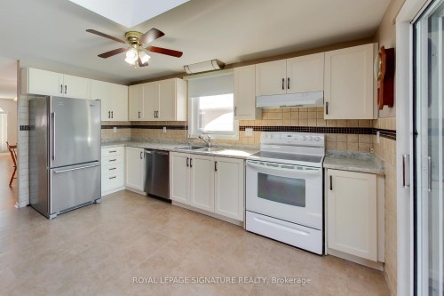 110 Hanmer Street W, Barrie, ON - Indoor Photo Showing Kitchen With Double Sink