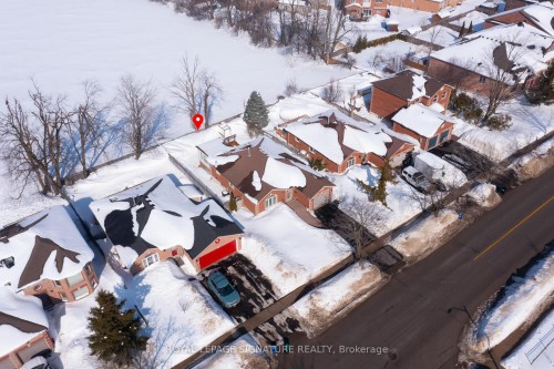 110 Hanmer Street W, Barrie, ON - Outdoor