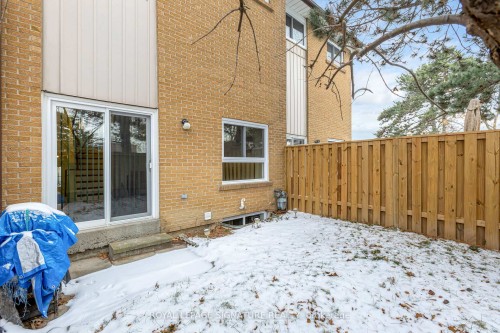 15-750 Military Trail, Toronto, ON - Outdoor With Exterior