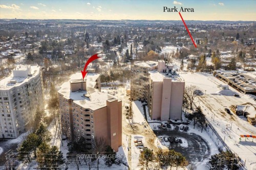 508-260 Davis Drive, Newmarket, ON - Outdoor With View