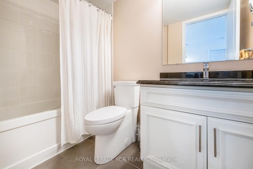 106-60 Baycliffe Crescent, Brampton, ON - Indoor Photo Showing Bathroom
