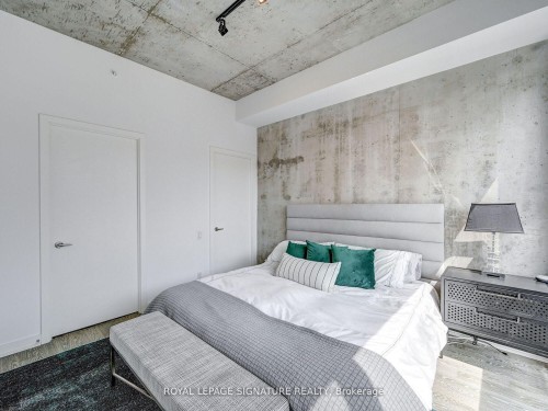 Ph18-39 Brant Street, Toronto, ON - Indoor Photo Showing Bedroom