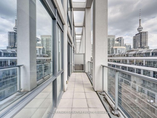 Ph18-39 Brant Street, Toronto, ON - 