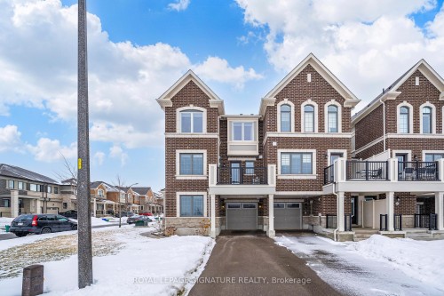 82 Lockyer Drive, Whitby, ON - Outdoor With Balcony With Facade