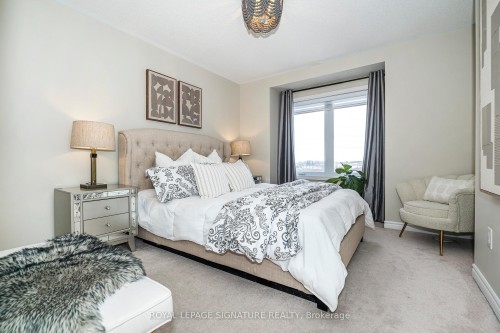 82 Lockyer Drive, Whitby, ON - Indoor Photo Showing Bedroom