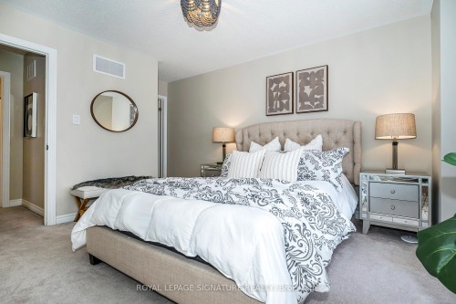 82 Lockyer Drive, Whitby, ON - Indoor Photo Showing Bedroom