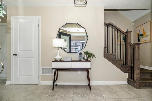 82 Lockyer Drive, Whitby, ON - Indoor Photo Showing Other Room