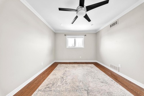 22 Stoddart Court, Bradford West Gwillimbury, ON - Indoor Photo Showing Other Room