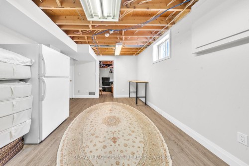 22 Stoddart Court, Bradford West Gwillimbury, ON - Indoor