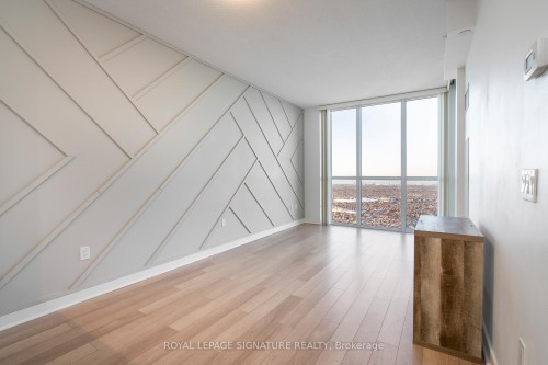4203-3975 Grand Park Drive, Mississauga, ON - Indoor Photo Showing Other Room