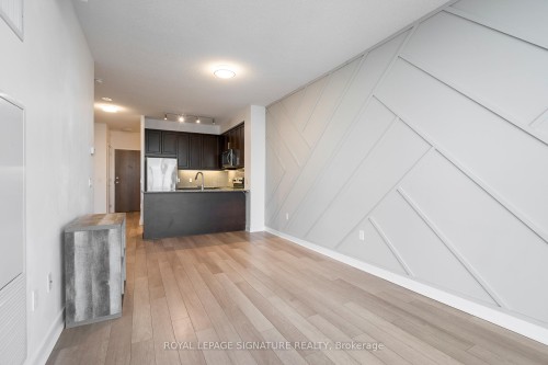 4203-3975 Grand Park Drive, Mississauga, ON - Indoor Photo Showing Other Room