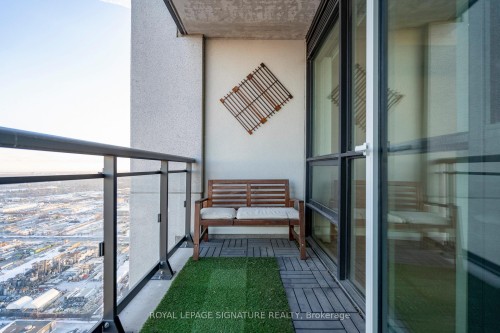 4203-3975 Grand Park Drive, Mississauga, ON - Outdoor With Balcony With Exterior