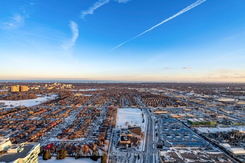 4203-3975 Grand Park Drive, Mississauga, ON - Outdoor With View