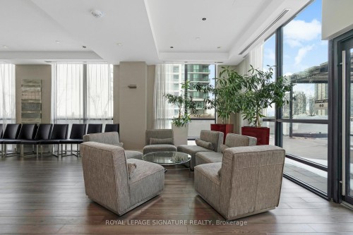 4203-3975 Grand Park Drive, Mississauga, ON - Indoor