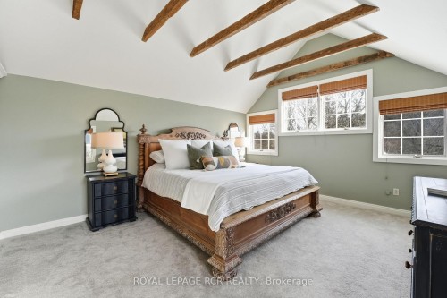 435 Kettleby Road, King, ON - Indoor Photo Showing Bedroom