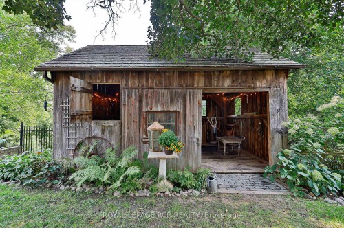 435 Kettleby Road, King, ON - Outdoor