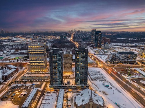 2007-6 Sonic Way, Toronto, ON - Outdoor With View