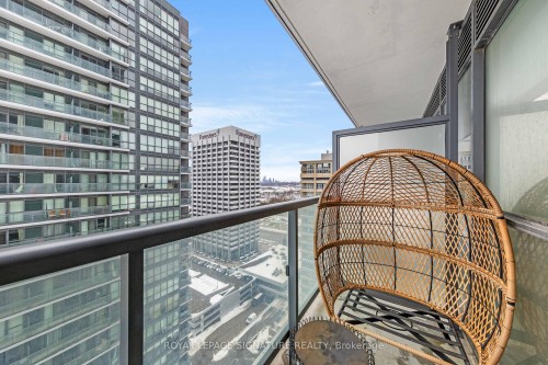 2007-6 Sonic Way, Toronto, ON - Outdoor