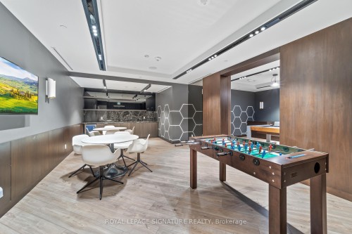 2007-6 Sonic Way, Toronto, ON - Indoor Photo Showing Other Room