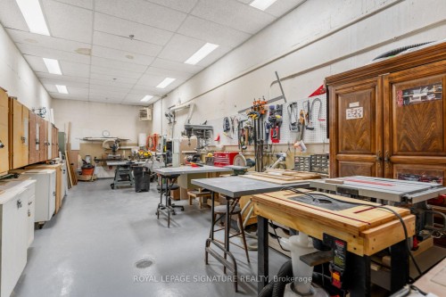 1503-1359 White Oaks Boulevard, Oakville, ON - Indoor Photo Showing Other Room