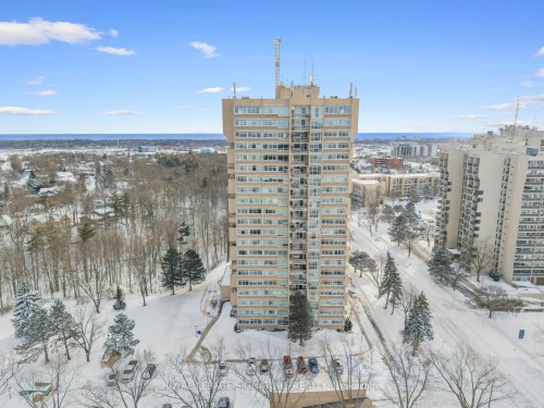 1503-1359 White Oaks Boulevard, Oakville, ON - Outdoor With View
