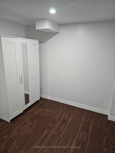 Bsmt-40 Shell Drive, Ajax, ON - Indoor Photo Showing Other Room