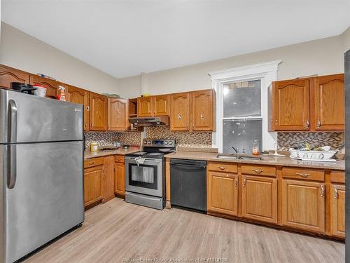 780 Dougall, Windsor, ON 