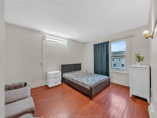 780 Dougall, Windsor, ON 