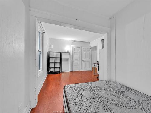 780 Dougall, Windsor, ON 