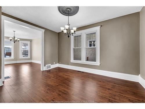 444 Elliott Street West, Windsor, ON 