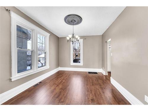 444 Elliott Street West, Windsor, ON 