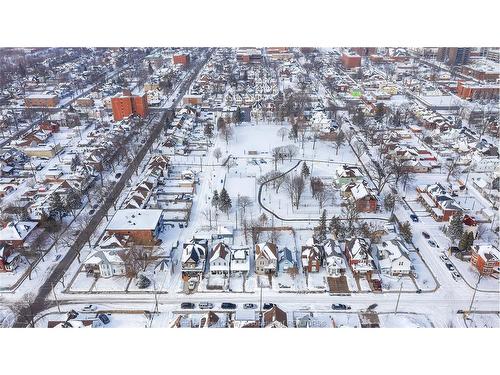 444 Elliott Street West, Windsor, ON 