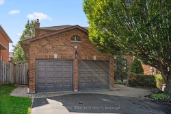 94 Intrepid Drive  Whitby, ON L1N 8S1