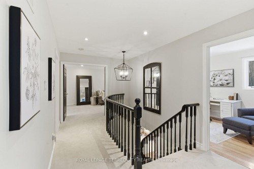 94 Intrepid Drive, Whitby, ON - Indoor Photo Showing Other Room