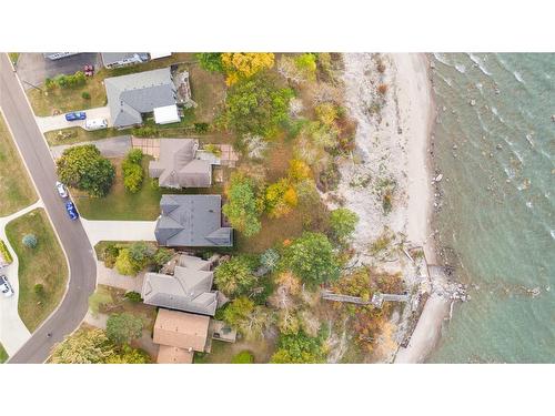 4080 Bluepoint Drive, Plympton-Wyoming, ON 